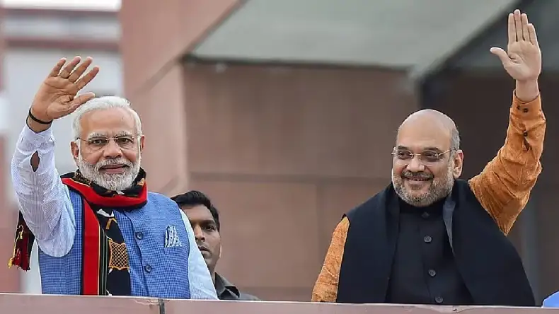 दिल्ली में खिला कमल! शुरुआती रूझानों में बीजेपी को स्पष्ट बहुमत, AAP के उड़े होश