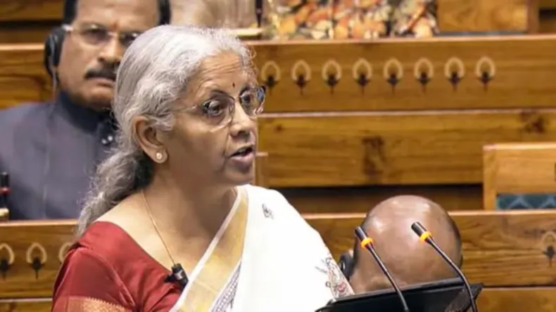 Budget 2025: इंफ्रा और मैन्युफैक्चरिंग सेक्टर्स के लिए बड़े ऐलान, बिना ब्याज के राज्यों को मिलेगा लोन