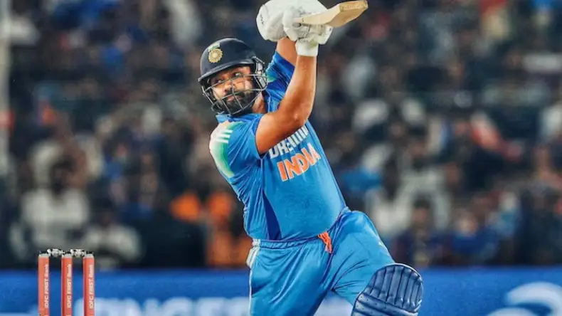 रोहित शर्मा का तूफानी पलटवार, आलोचकों को दिया करारा जवाब,  रौद्र रूप से मचाई धूम!