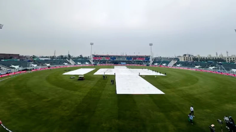 PAK vs BAN: बारिश बनी विलेन! पाकिस्तान-बांग्लादेश मुकाबला रुका, जानें कब होगा खेल शुरू