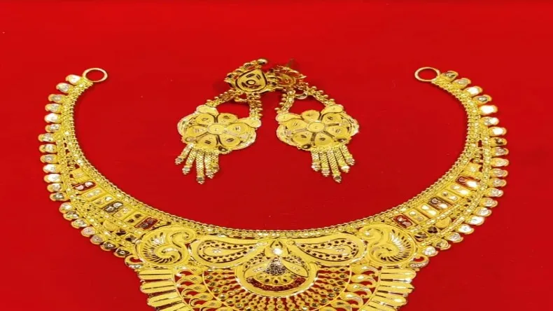 Gold Price: सोना खरीदना हुआ मुश्किल, जानें दिल्ली-पटना समेत इन शहरों का लेटेस्ट रेट