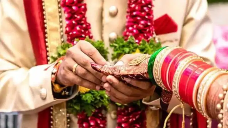 शादी से पहले दूल्हे को लगा ऐसा झटका, कटवाने पड़े दोनों हाथ, जानें ऐसा क्या हुआ