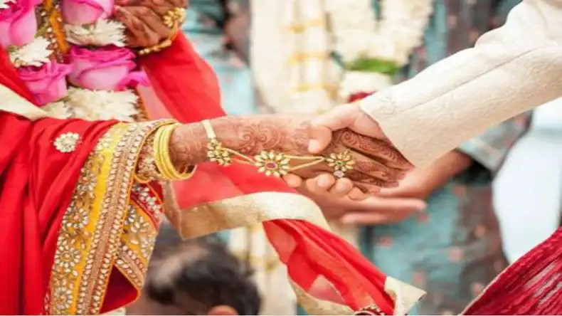 शादी के दिन दूल्हे का खुला ऐसा राज़ दुल्हन की निकली चीख, सासू मां बेहोश!