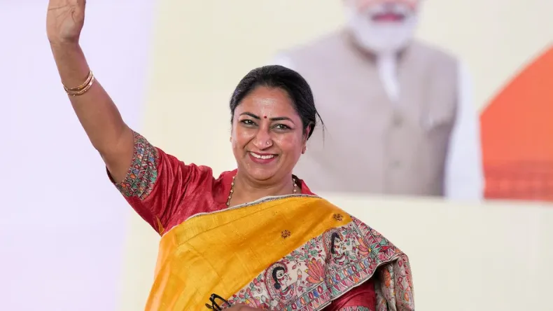 दिल्ली सरकार ने दी महिला समृद्धि योजना को मंजूरी, जानें किन महिलाओं को मिलेंगे 2500 रुपये