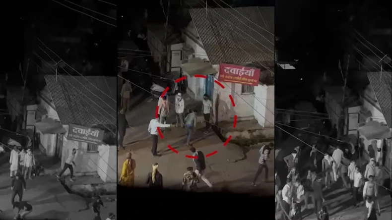 मस्जिद से लाठी-डंडे लेकर निकली भीड़ और जला डाला पूरा शहर, जिहादियों का CCTV फुटेज आया सामने, हिला देगा दिमाग
