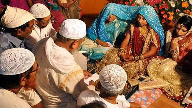 बेटी से संबंध बना रहे हो तो मां के साथ मत करो सेक्स…मौलाना ने मुस्लिमों को पढ़ाया शरीयत का पाठ, बताया कैसे करें बेटी से प्यार
