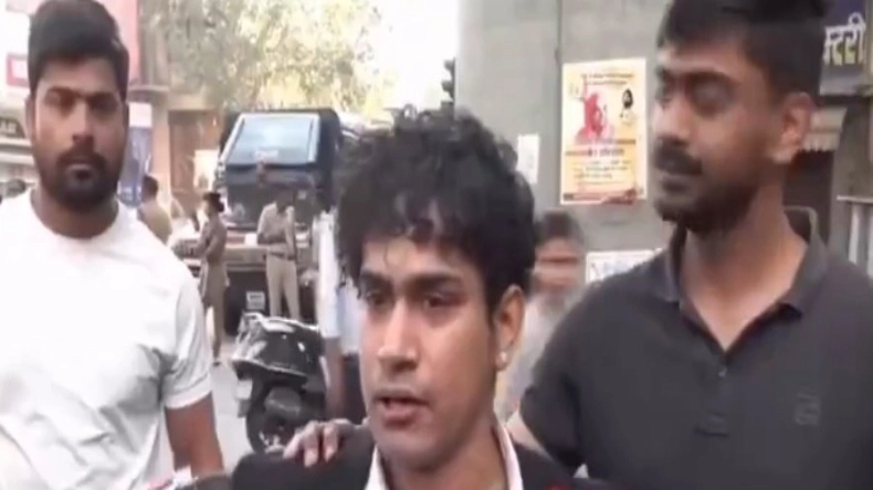 हम कब तक भाईचारे से रहें? नागपुर हिंसा में मुस्लिमों ने तोड़ दिया दुकान तो दहाड़े मारकर रोया यह आदमी, बोला मुझे हिंदू होने की मिली सजा