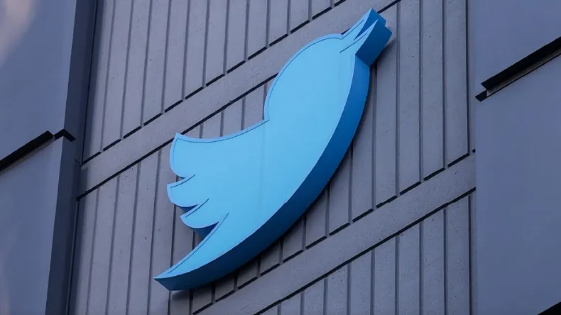 Twitter की नीली चिड़िया की हुई नीलामी, जानें कितने अमेरिकन डॉलर में बिका ये छोटा सा LOGO