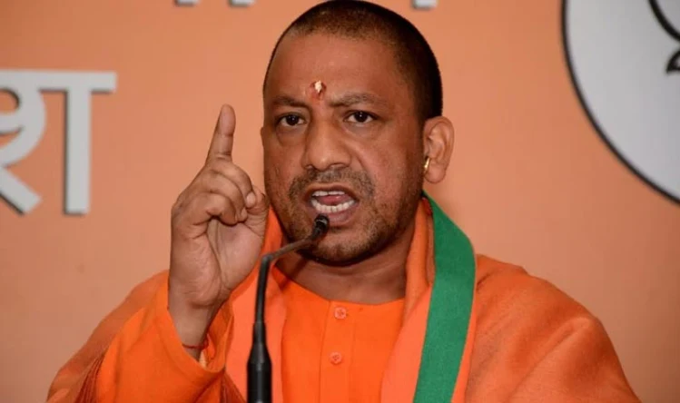 पूरी दुनिया को पहनाऊंगा भगवा…होली से पहले मथुरा से योगी का बड़ा ऐलान, कट्टरपंथियों में भगदड़