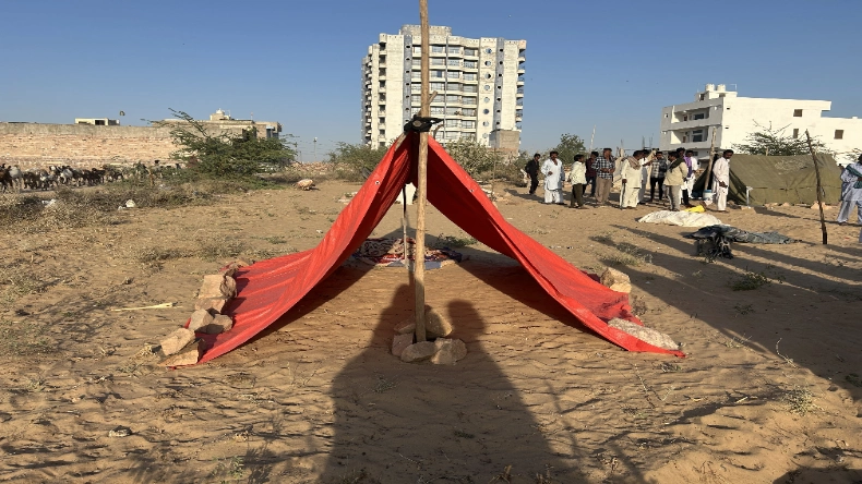 न पानी, न खाना और न सोने के लिए छत… बीजेपी शासित राज्य में भूखे मर रहे हैं पाकिस्तानी शरणार्थी हिंदू