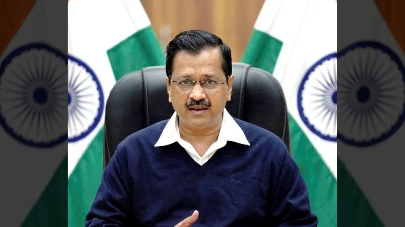 केजरीवाल की मुश्किलें बढ़ीं: सार्वजनिक धन के दुरुपयोग के आरोप में FIR दर्ज