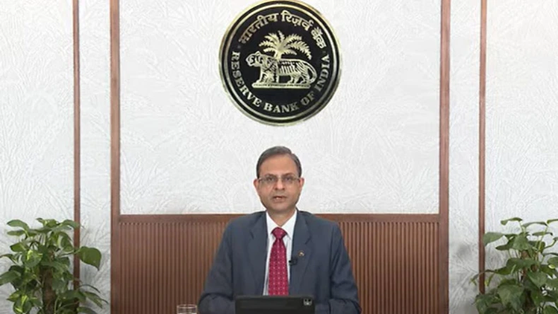 टैरिफ टेंशन के बीच RBI ने घटाई ब्याज दर, सस्ते होंगे लोन, कम भरना पड़ेगा EMI