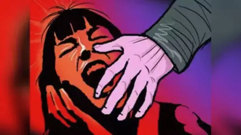 चलती ट्रेन में नाबालिग के साथ हैवानियत, शौचालय में किया बलात्कार…तेलंगाना में दरिंदगी की हदें पार