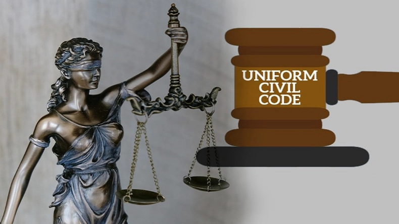 देश में UCC लागू होना जरूरी, राज्य और केंद्र इसे लेकर कानून बनाएं, कर्नाटक हाईकोर्ट का बड़ा बयान