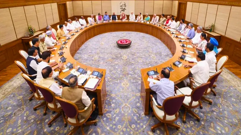 कल कैबिनेट से पहले होंगी तीन अहम समितियों की बैठकें… PM मोदी की अध्यक्षता में CCS, CCPA, CCEA की अहम मीटिंग