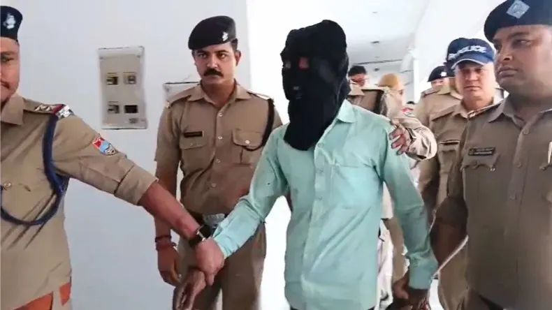 बेटे ने चुराया सैलरी का पैसा, आग बबूला बाप ने गला घोंटकर जिगर के टुकड़े को मार डाला