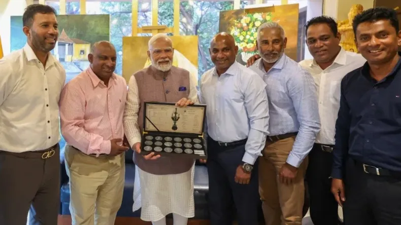 प्रधानमंत्री मोदी का ऐसा आभा मंडल, देश ही नहीं विदेशी खिलाड़ी भी हो जाते हैं मुरीद; श्रीलंका के इस धाकड़ बल्लेबाज़ ने बांधे भारत की तारीफ़ों के पुल