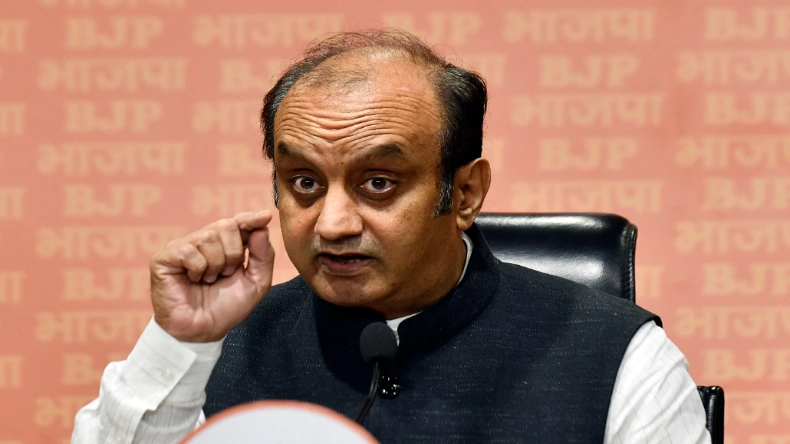 पाकिस्तान को ऑक्सीजन दे रही है कांग्रेस, राहुल-खरगे के बयान पर बोले बीजेपी नेता सुधांशु त्रिवेदी