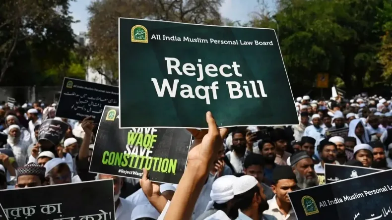 वक्फ बिल के खिलाफ आज दिल्ली में मुस्लिमों का हल्ला बोल, देशभर के इस्लामिक संगठन करेंगे प्रदर्शन