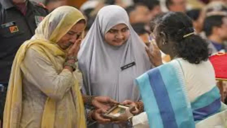 राष्ट्रपति ने वीर सैनिकों को किया सम्मानित, जवानों को मिला गैलेंट्री अवॉर्ड्स!