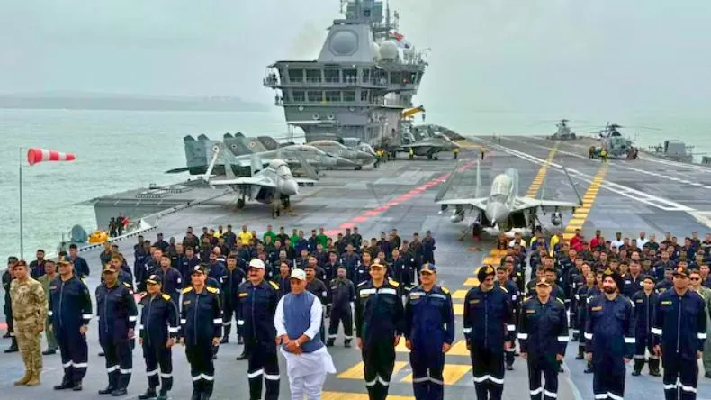 ओपनिंग अब नेवी करेगी… राजनाथ सिंह का ‘नेक्‍स्‍ट टारगेट’ पर बड़ा ऐलान, पाकिस्तानी सेना की उड़ी नींद, जानें क्यों?