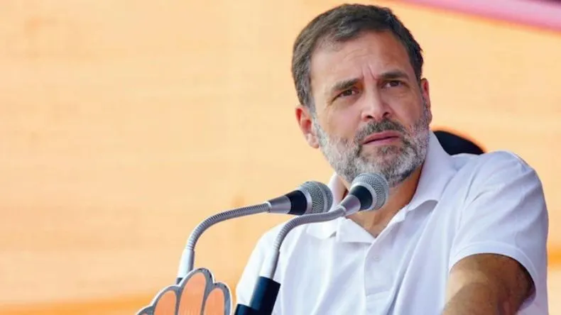 राहुल गांधी को बड़ा झटका, मानहानि मामले में कोर्ट ने जारी किया गैर-जमानती वारंट