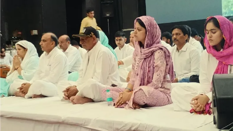 ‘जो भाई कंधे पर खिलाया उसकी ही अर्थी…’, करनाल में शहीद विनय नरवाल को भावपूर्ण श्रद्धांजलि के वक्त बहन सृष्टि की यादों ने सबको रुलाया!