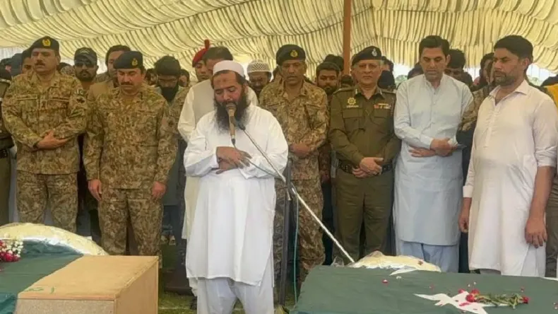 Operation Sindoor: आतंकियों की लाशें ट्रैक्टरों में भर-भरकर आईं, पाकिस्तानी सेना ने जनाजे में बहाए आंसू