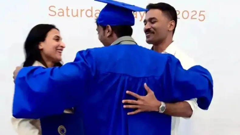 बेटे यात्रा की ग्रेजुएशन सेरेमनी में शामिल हुए साउथ हीरो धनुष और मां ऐश्वर्या, तलाक के बाद आए साथ