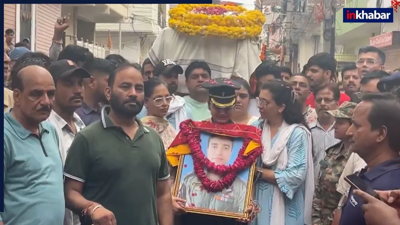 हाथों में पति का फोटो, शरीर पर सेना की वर्दी, हेलीकॉप्टर क्रैश में मारे गए पायलट की पत्नी का Video, फट जाएगा देखने वालों का कलेजा