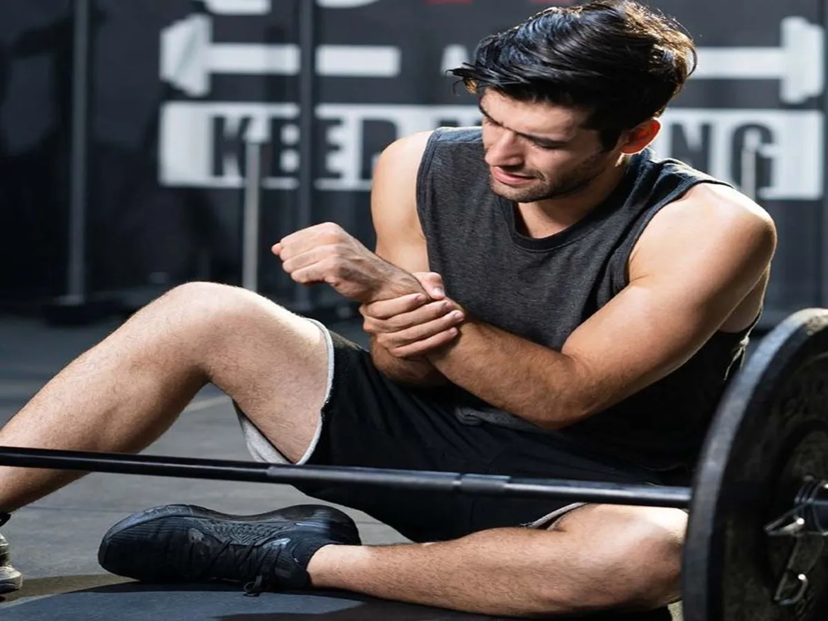 Home Workout Mistakes: घर पर Work Out करते समय इन गलतियों का रखे ध्यान नहीं तो उठाना पड़ सकता नुकसान