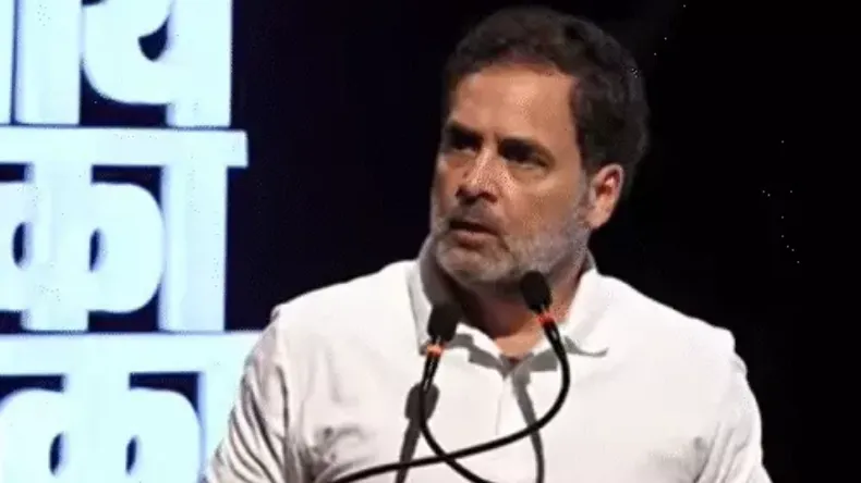 बिहार में राहुल गांधी का पीएम मोदी पर तीखा हमला, ‘ट्रंप के एक इशारे पर सरेंडर कर गए नरेंद्र जी’, PM कुछ बोल नहीं पाए