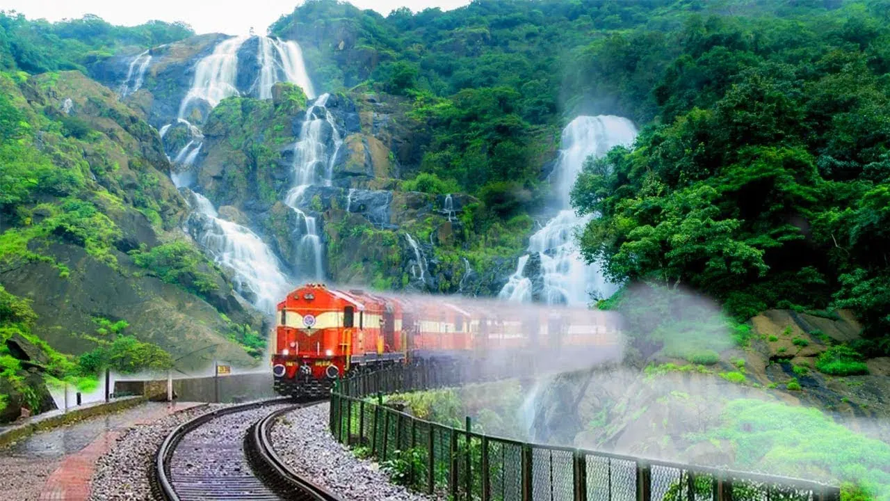 दार्जिलिंग से शिमला तक: भारत की 5 सबसे खूबसूरत ट्रेन यात्राएँ जिन्हें आप मिस नहीं कर सकते