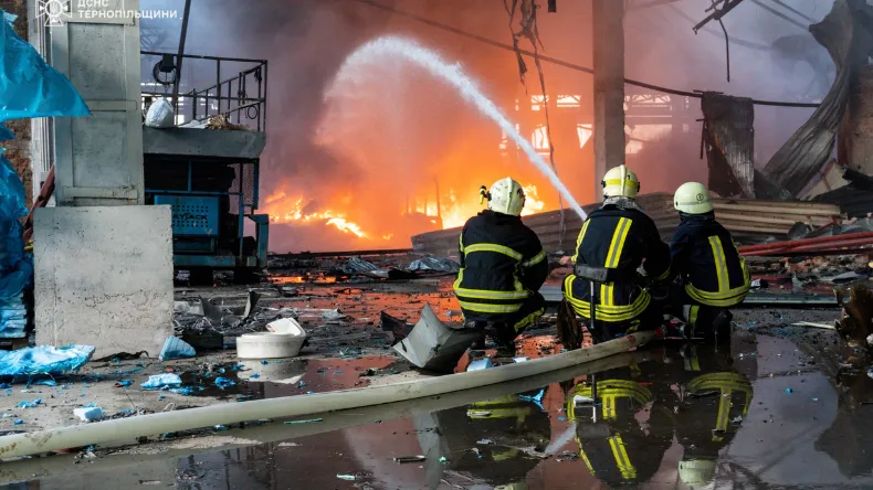 Russia-Ukraine War: बदले की आग में जला यूक्रेन, रूस ने 400 ड्रोन और 40 मिसाइलों से मचाई तबाही!